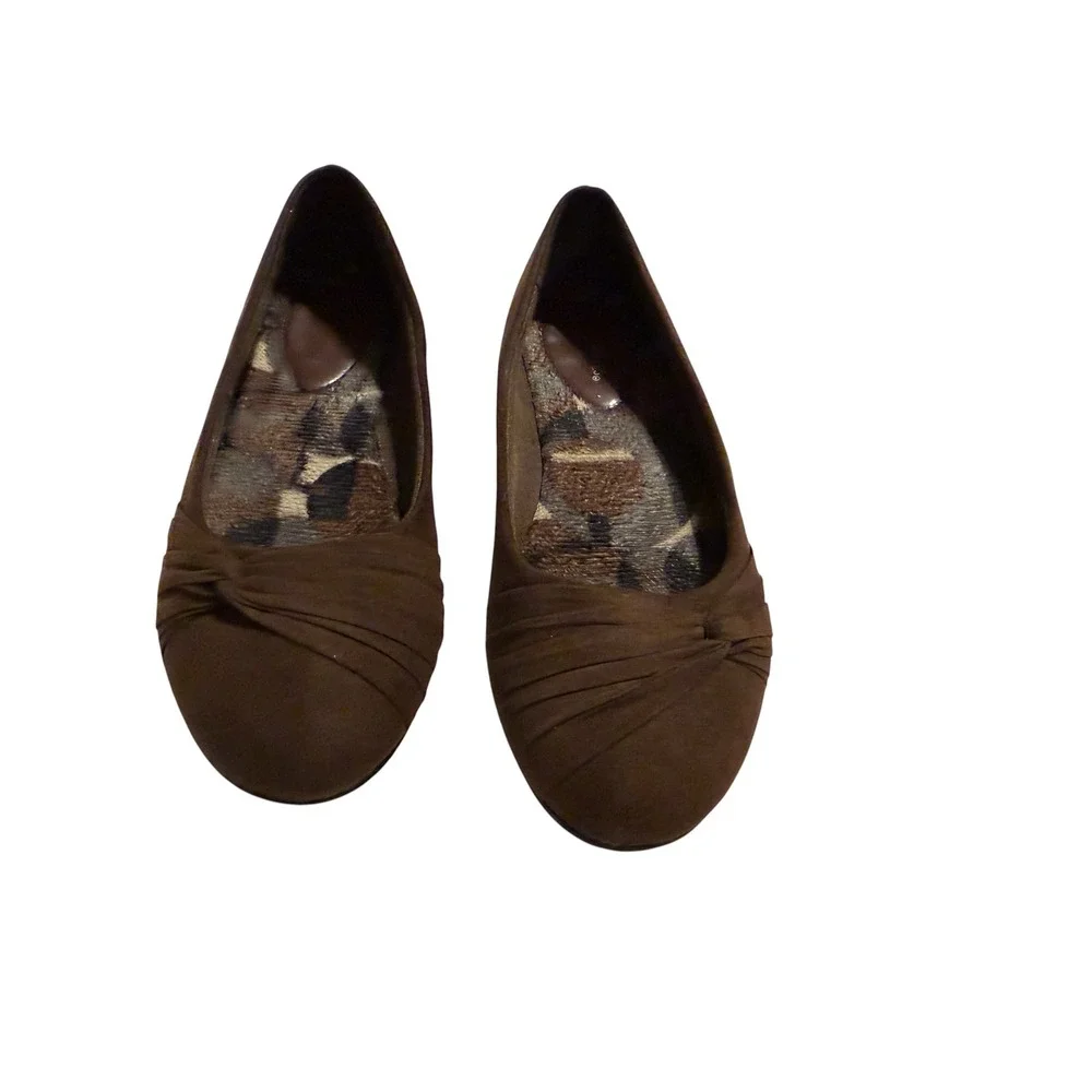 Hot Cakes Womens Brown Faux Suede Pleated Knot Round Toe Ballet Flats Size 9.5